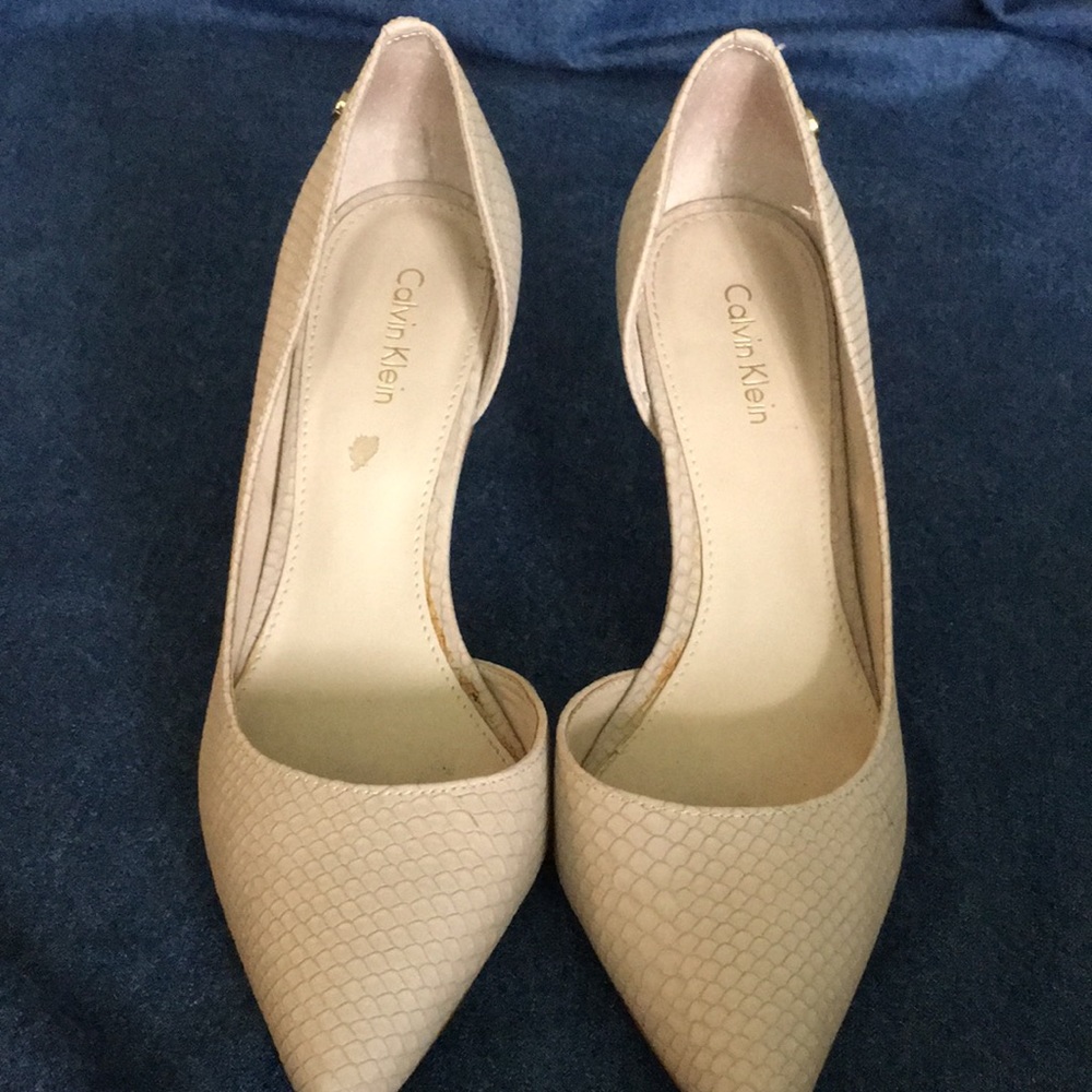 Calvin Klein cream textured heels